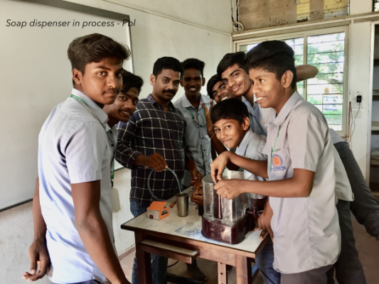 Soap dispenser in process - EM class