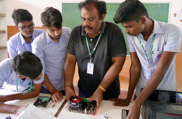 Pbl - ICTSM 2nd batch - Assembling PC